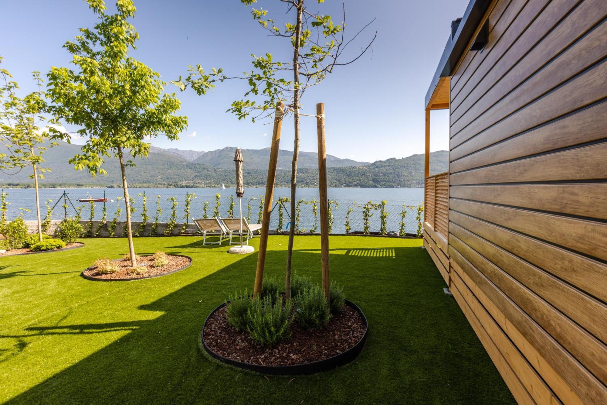 Lago Maggiore Bay Baveno Bagian luar foto