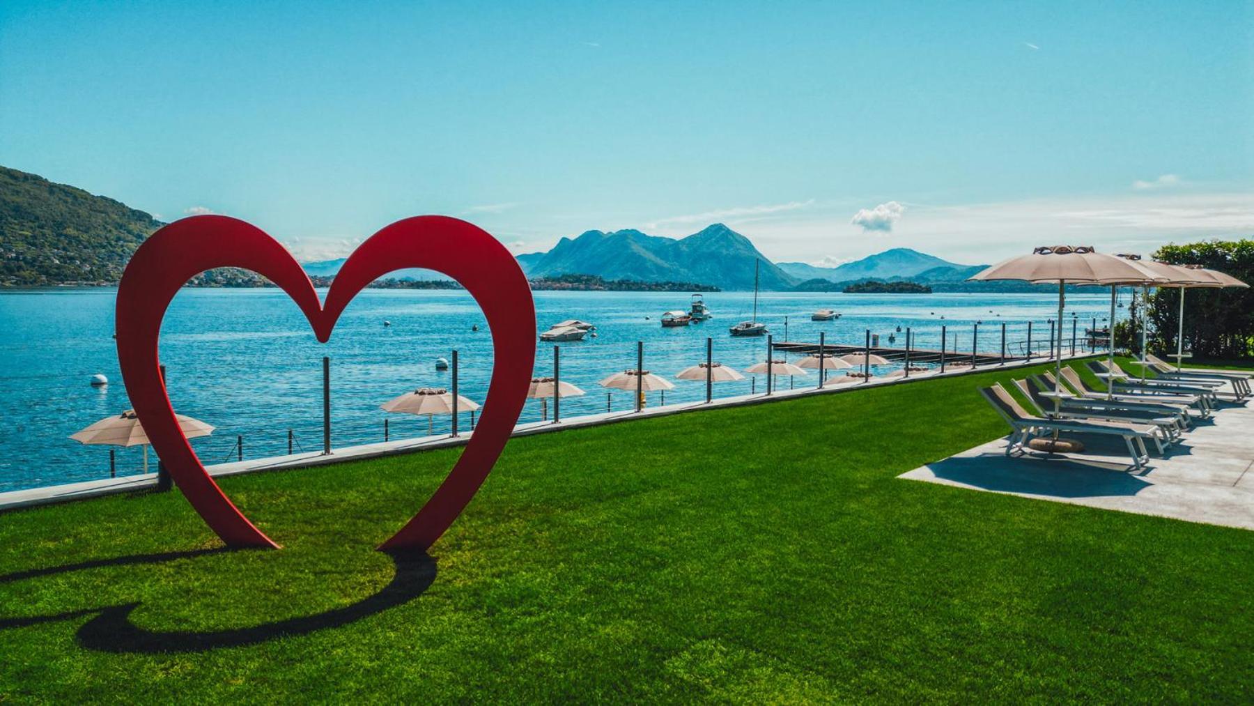 Lago Maggiore Bay Baveno Bagian luar foto