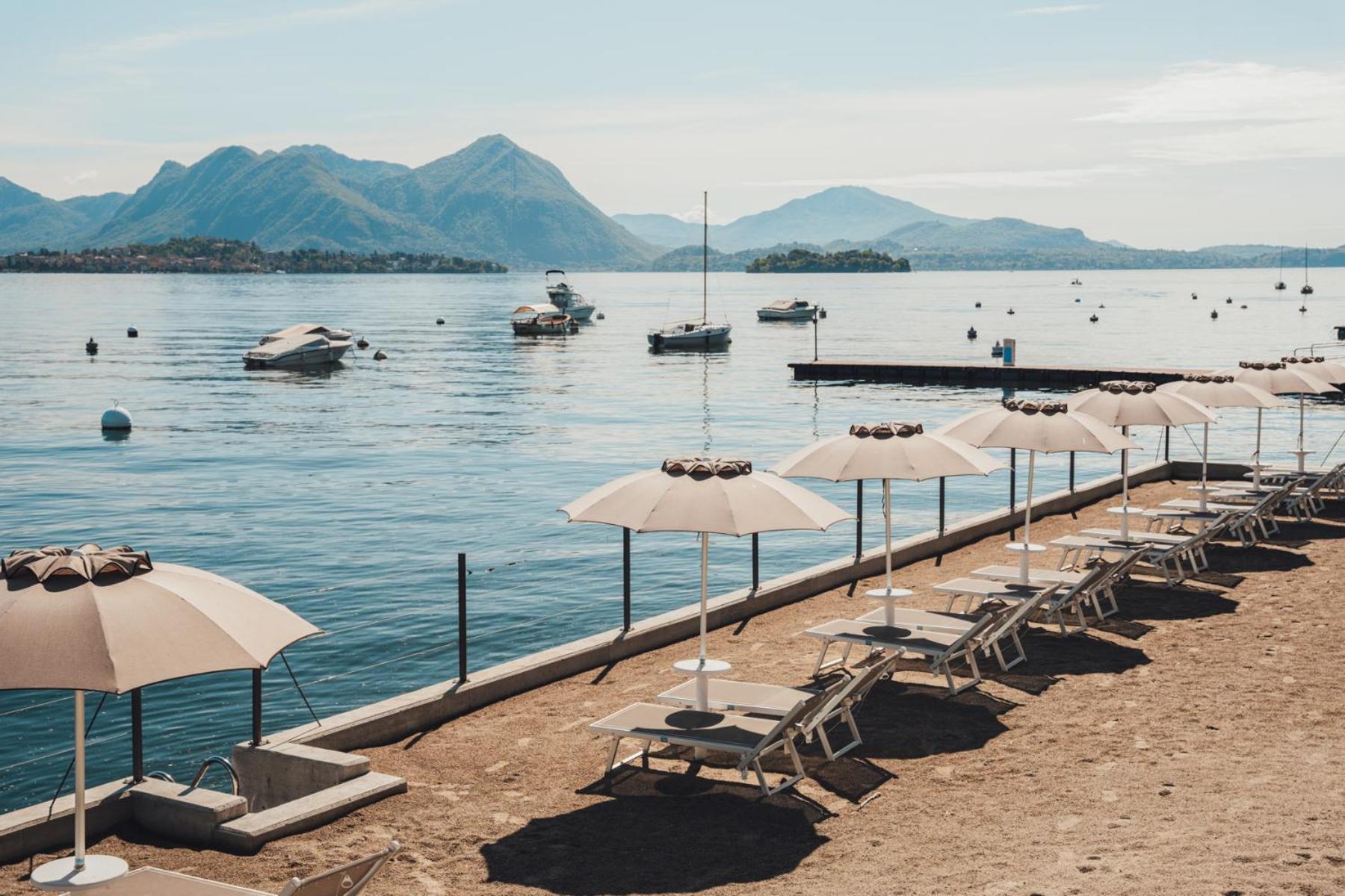 Lago Maggiore Bay Baveno Bagian luar foto